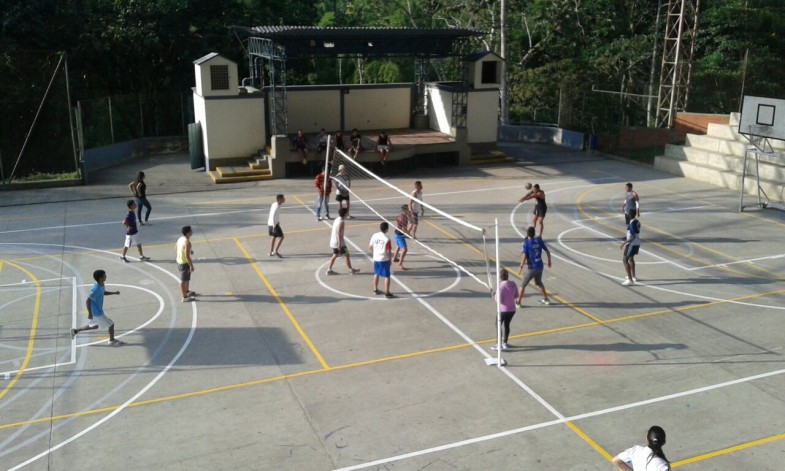 Primer Torneo interno de Voleibol. Sede la Julita   (1)
