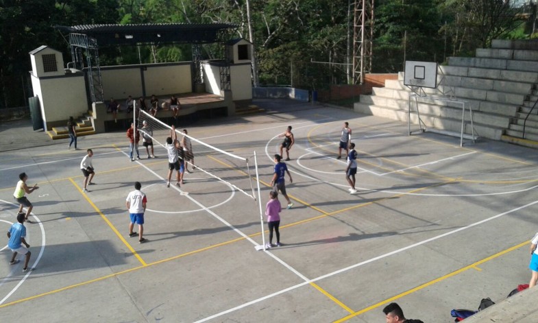 Primer Torneo interno de Voleibol. Sede la Julita   (3)